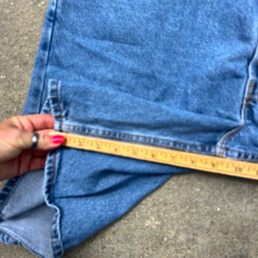 Vintage Y2K Levi's 550 Relaxed Fit Blue Jean Shorts Jorts Size 40 - Picture 7 of 9